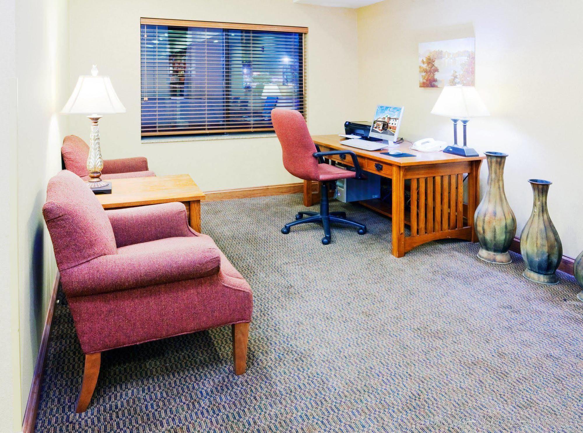 Holiday Inn Express & Suites Rocky Mount Smith Mountain Lake By Ihg Cameră foto